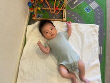 子育てママの整体サロン/見守りの様子