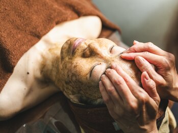 リーシュ(Rishu)/ハーブピーリング