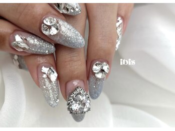 アイビス(ibis)/ビジューネイル