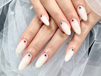ヒラソルネイル(Girasol nail)/白+カラフルスートン