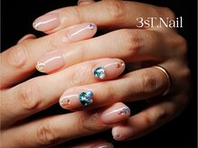 スリーネイル(3sT.Nail)/大人女性に人気