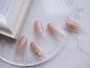 シンプルパーツのグラデネイル