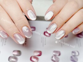 大人気のマグネットネイル/神田