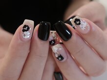 つい自慢したくなるネイルを