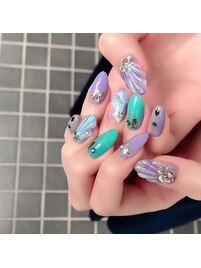 人魚の鱗ネイル