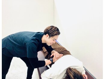 トワニ整体 新富町院(TOWANI整体)/ 銀座、背中、腰痛、整体、骨盤