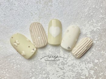 アイヴィー(IVY)/白/ハート/手描き