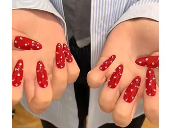 ヴィーナスネイル(Venus Nail)/チップキラキラつけ放題