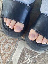 サフィールネイルサフィールネイル(Saphir nail)/上品カラーフットネイル