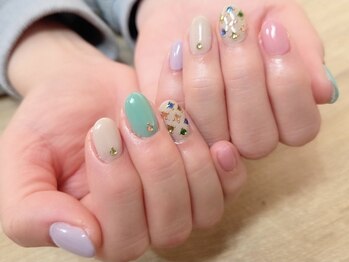 ムーンボウ(moon bow)の写真/シンプルコース／アートコース共に店内に約200種類のデザインご用意しております
※フォトギャラリー掲載