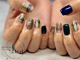 チェックネイル