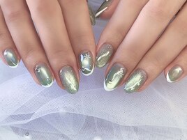 グリーン×ホワイトデザイン♪