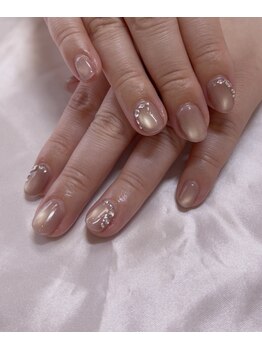 オーラネイル(AURA NAIL)の写真/日常に、ほんの少しのときめきを。シンプルだけど見るたびに嬉しくなる、そんな大人可愛いネイルdesignを
