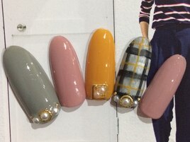 マットチェック柄ネイル