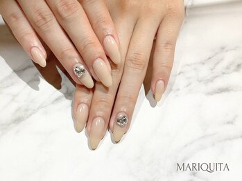 ネイルサロン マリキータ(MARIQUITA)/冬ネイル/ビジュー/ナチュラル
