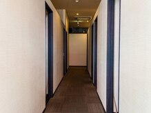 ムー 越谷駅前店(MUU)/個室へご案内