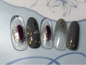 ネイルサロン リリオ(Nail Salon Ririo)/塗りかけパーツネイル