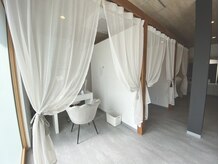 マイショウ 加須店(MY SHOW)/内観　ネイルハンド席