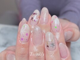 シンプルアートのseasonネイル