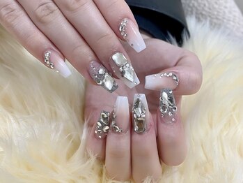 ネイビー(Naivy)/