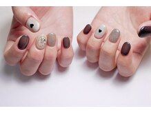 モエネイル(Moe nail)/ブラックネイル