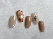 オズ ネイルアンドアイ(OZ NAIL&EYE)/大人の小花