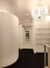 ブルー 久留米店(BLV)/清潔感ある広々とした空間を演出