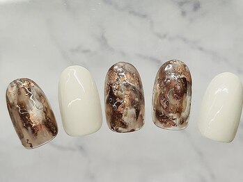 サローネ レジーナ(salone Regina)/ニュアンス/大人ネイル