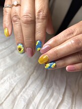 バーズ(Birds)/ひまわりネイル