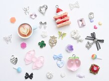 クイーンネイル(Queen Nail)の雰囲気（★500種類以上のパーツを取り揃えています★）