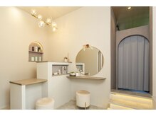 イッコ(icco.)の雰囲気（全部屋半個室のリニューアルした落ち着いた雰囲気の店内です♪）