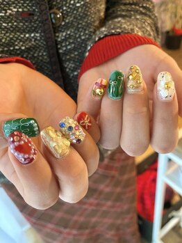 イローアート ネイル(ILLO-art nail)の写真/《蔵前1分》手描きアートにこだわりのある方、流行りに敏感な方もきっとご満足いただけるデザインをご提案!