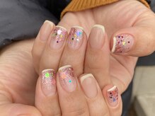 カーティシーネイルズ(curtisii NAILS)/スキニーフレンチ/ラメグラデ