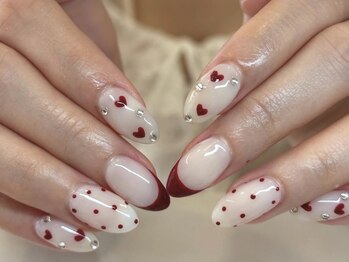 ピオミエルネイル 新宿(pio miel nail)の写真/《かわいいデザイン豊富♪》シンプルだけどお洒落に可愛く☆高技術×丁寧な施術であなたの理想の指先に！