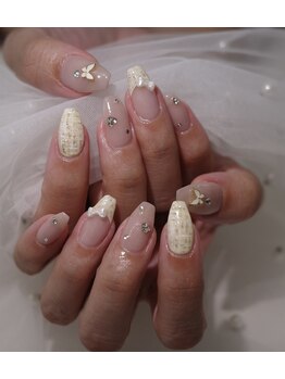 ヴィヴィア(VIVIA)/定額ネイル