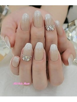 グラデーションネイル