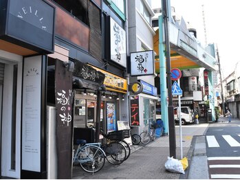 ノーブルビューティー(Noble Beauty)/東口をでて突き当り階段を右手へ