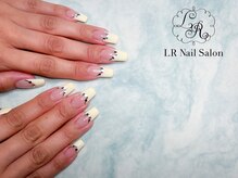 エルアールネイルサロン 梅田本店(LR)/梅田/長さ出し《19000円》