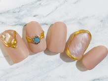 リラ(RIRA)/マット×ミラーニュアンスネイル