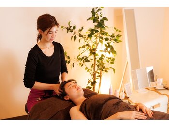 グレースフィオーレ 上野御徒町店(gracefiore)/お着替え後、施術スタート