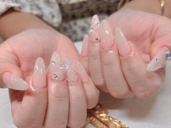 モアネイル 新宿/