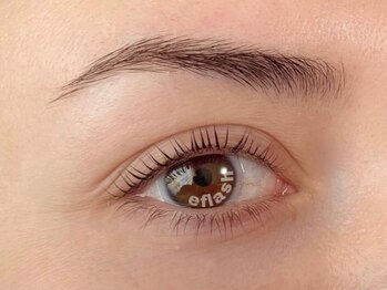 エフラッシュ(ef lash)の写真/ナチュラルな目元にしたい・目を大きく見せたいなどのお悩み解決!すっぴんでも自信が持てる目元に♪