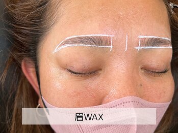 ウイ ネイルアンドビューティー(u'i nail&beauty)/骨格に合わせて　眉マッピング♪