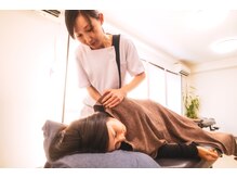 ボディマネジメント整体院 吉祥寺/施術風景/肩のもみほぐし/吉祥寺