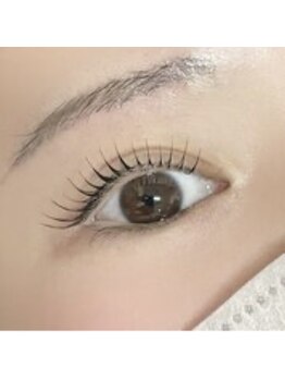 ビニッキ(BINIKKI)の写真/美眉&美眉で印象UP！お顔の印象を左右する眉毛をプロの手で整えるので、目元のキレイが叶う♪