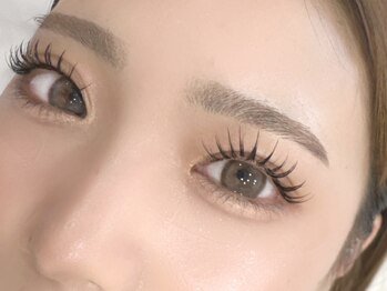 ブランシュ 天神店(Blanche)の写真/【納得の仕上がりに満足度◎】プロのデザイン力で理想の目元♪なりたい自分に一歩近づく。
