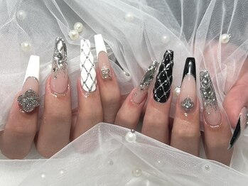 ルート(ROUTE)の写真/指先をキレイに魅せる長さ出し☆フォルムにこだわり、どこから見ても自然で美しい仕上がりに♪