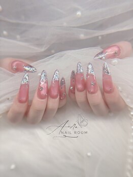 オウラネイルルーム(Aura nail room)の写真/《大阪京橋》長さだし(チップ)+ワンカラーやアートネイルがお得に★短いお爪さんも長さだしで理想の形に