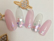 ネイルサロン リリオ(Nail Salon Ririo)/ハートホロのガーリーネイル