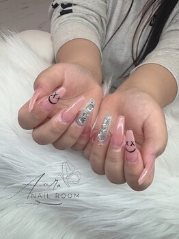 オウラネイルルーム(Aura nail room)/4本アート